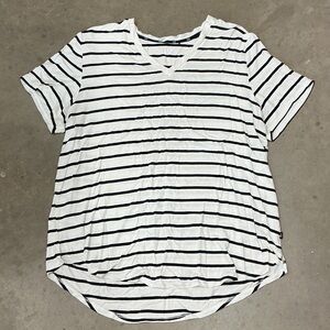 GAP Striped Black and White V-Neck Tee